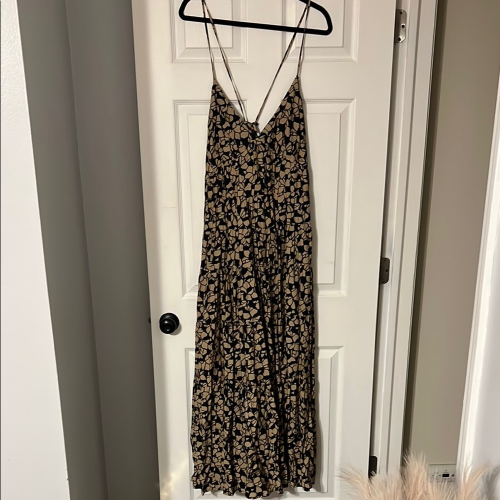Abercrombie & Fitch Black and Tan Maxi Dress
